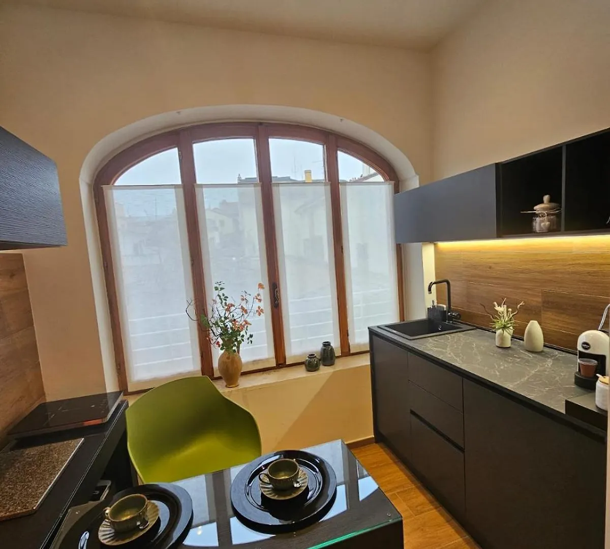 Hotel Salotto Corso Garibaldi Plasencia 0*,  Italia